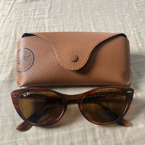 BNWOT Rayban “Nina” Sunglasses